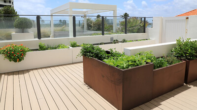 rooftop balcony planter drainage landscaping