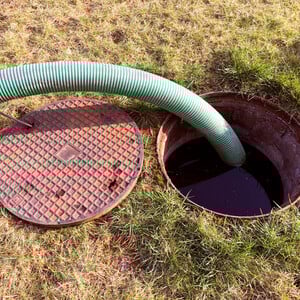 cesspit septic tank cesspool tanker emptying 
