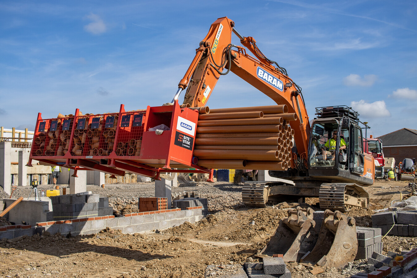 Baram SiteStak Workstation moved with Excavator